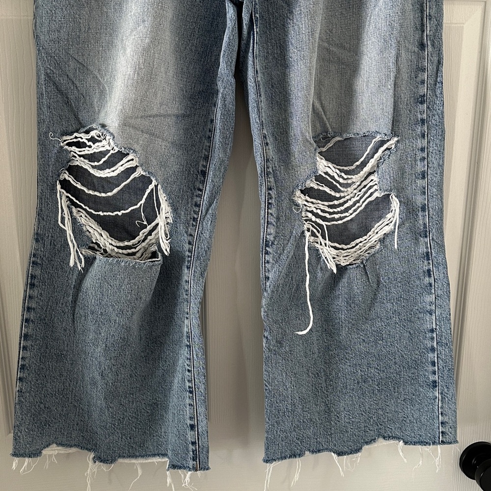 AMPERSAND AVE Light Blue Distressed Wide-Leg Crop Jeans - Picture 3 of 5